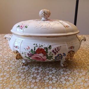Vintage fine bone casserole from Bloor Derby 1806-1848